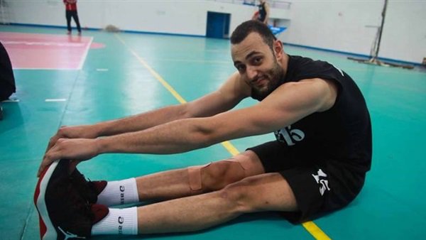 راحة 3 أيام للاعب طائرة الأهلي أحمد قطب بعد جراحة غضروف الركبة