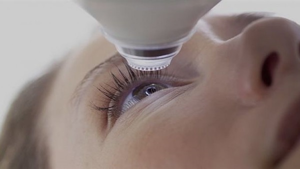 مصطفى زمزم : مؤسسة أبو العينين الخيرية تكفلت بزراعة ألف قرنية