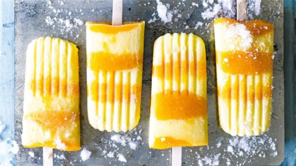 طريقة تحضير آيس كريم الزبادي المثلج بالموز والنكتارين