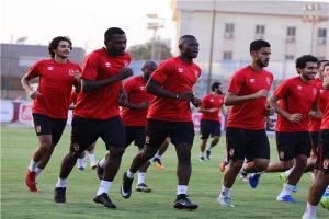 «أليو ديانج» يشارك في المران الجماعي للأهلي