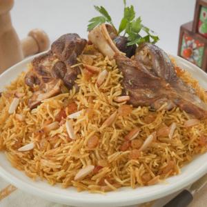 كبسة اللحم بالموزات